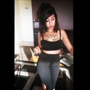 Meet your Posher, Ushna-lita